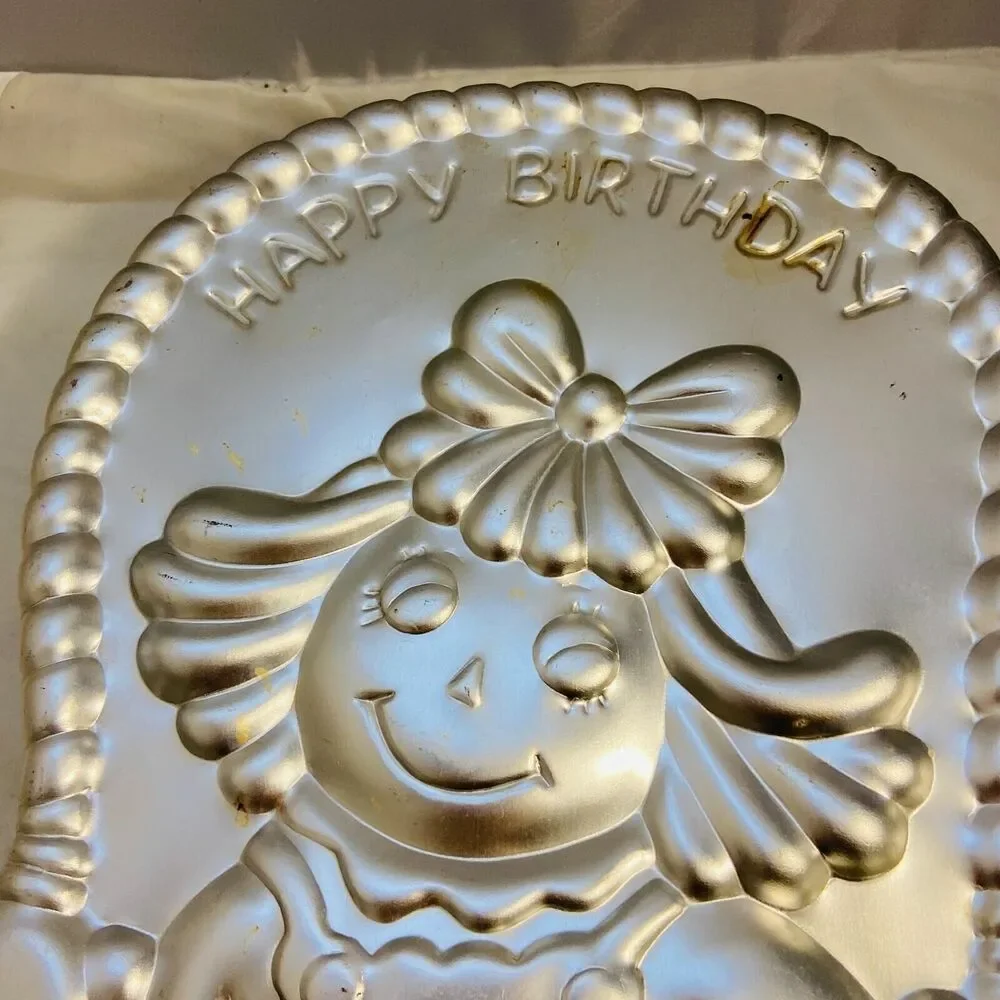 #4509 Vintage Estate Wilton Raggedy Ann cake mold 502-3797 1981